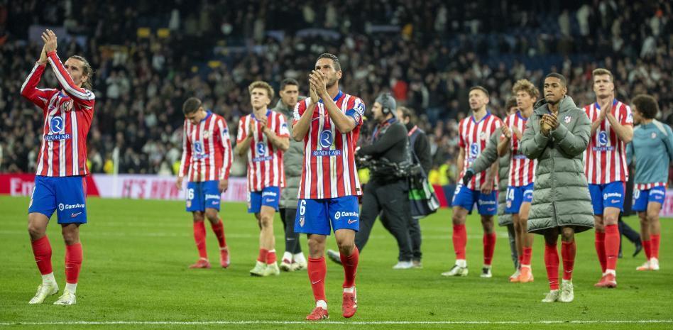 因伤缺席今年剩余比赛阵容：德布劳内、卡瓦哈尔、加维等在列（因伤无缘今年剩余赛事：德布劳内、卡瓦哈尔、加维等名列其中）