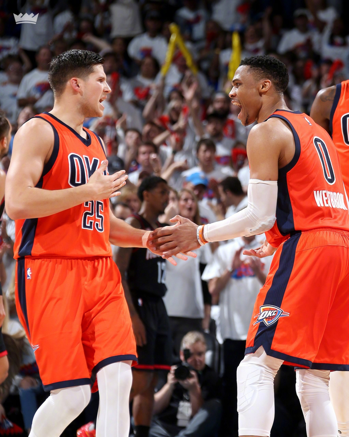 队报：雷恩19岁中卫布德拉勒飞速崛起，多支豪门长期关注他（队报：雷恩19岁中卫布德拉勒崭露头角，众豪门持续跟进）