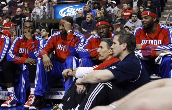 弗赖堡的文森佐·格拉菲诺（32岁）在打破俱乐部德甲进球纪录时向尼尔斯·彼得森致敬（弗赖堡32岁前锋文森佐·格拉菲诺破队史德甲进球纪录，致敬尼尔斯·彼得森）