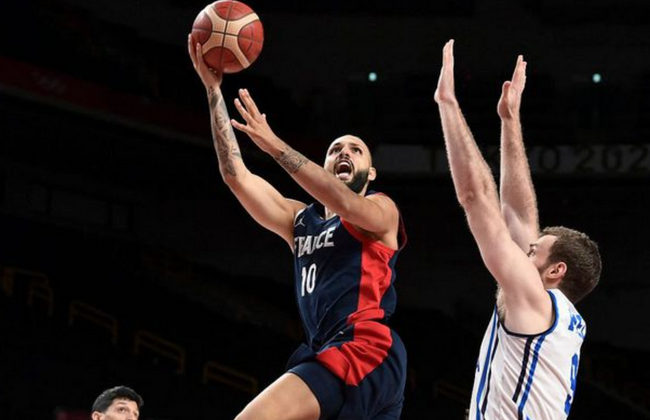 广东复仇山西，12人大名单出炉！徐杰领衔崔永熙缺席，三外援压阵（广东再战山西：12人名单官宣，徐杰领衔、崔永熙缺阵，三外援坐镇）