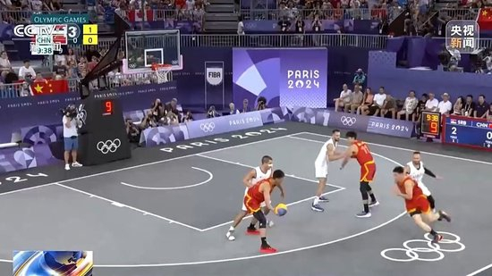 金州勇士巴特勒砍下24分10助攻，鹈鹕锡安25分，双方激烈对决。（勇士巴特勒24分10助攻，鹈鹕锡安25分，激战正酣）