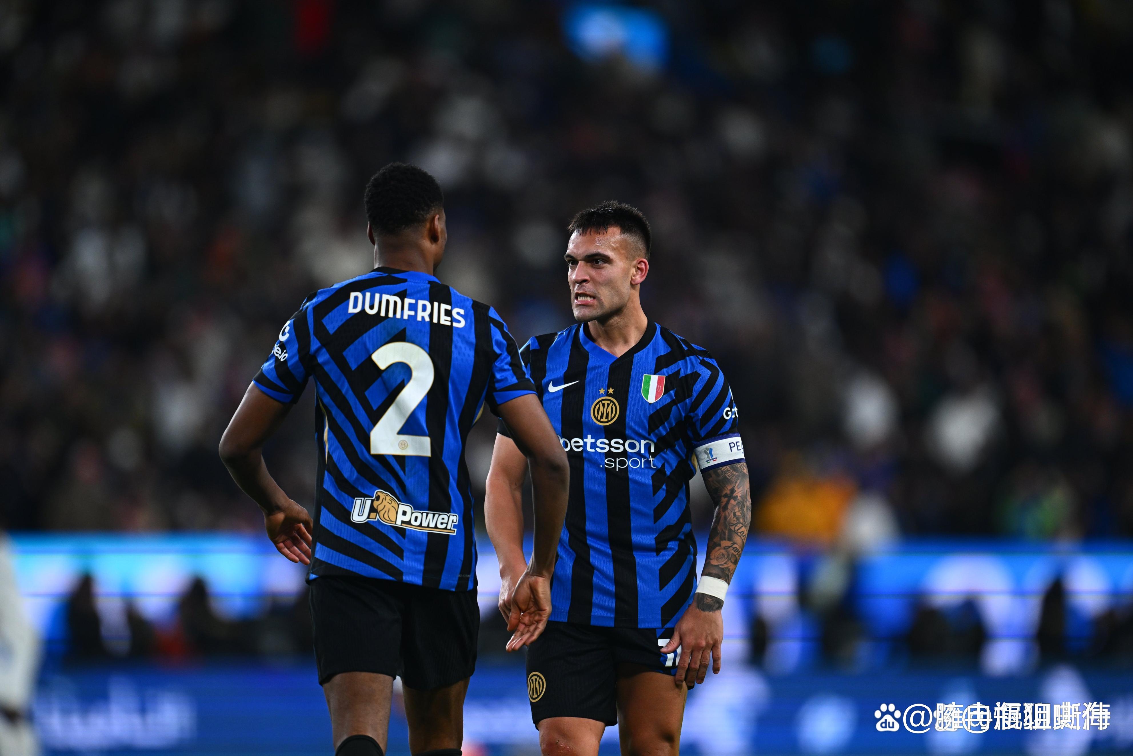 龙赛罗转发巴萨“第12人”贴文：他们承认了内格雷拉丑闻（龙赛罗转发巴萨“第12人”动态：等同承认内格雷拉案）